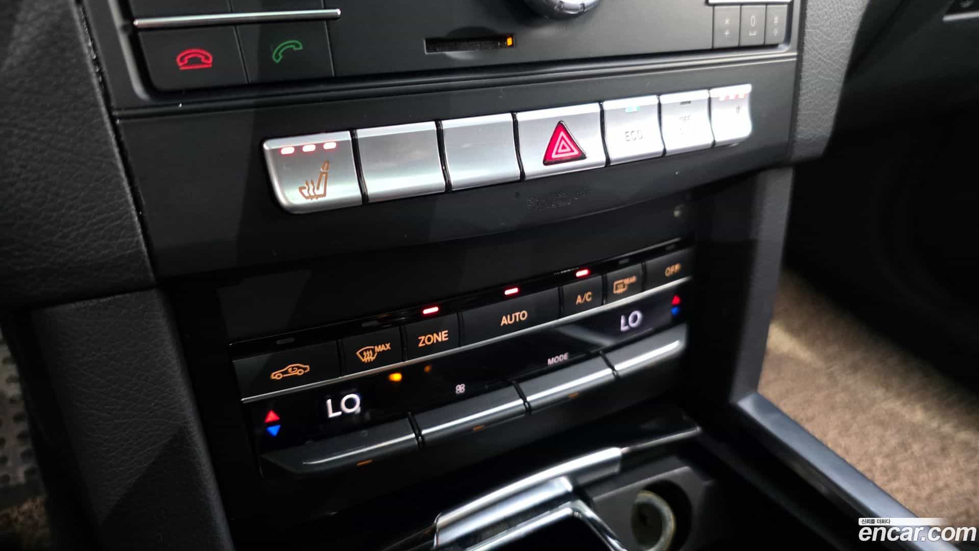 E-Class Mercedes-Benz 2015.10-OPTION-020