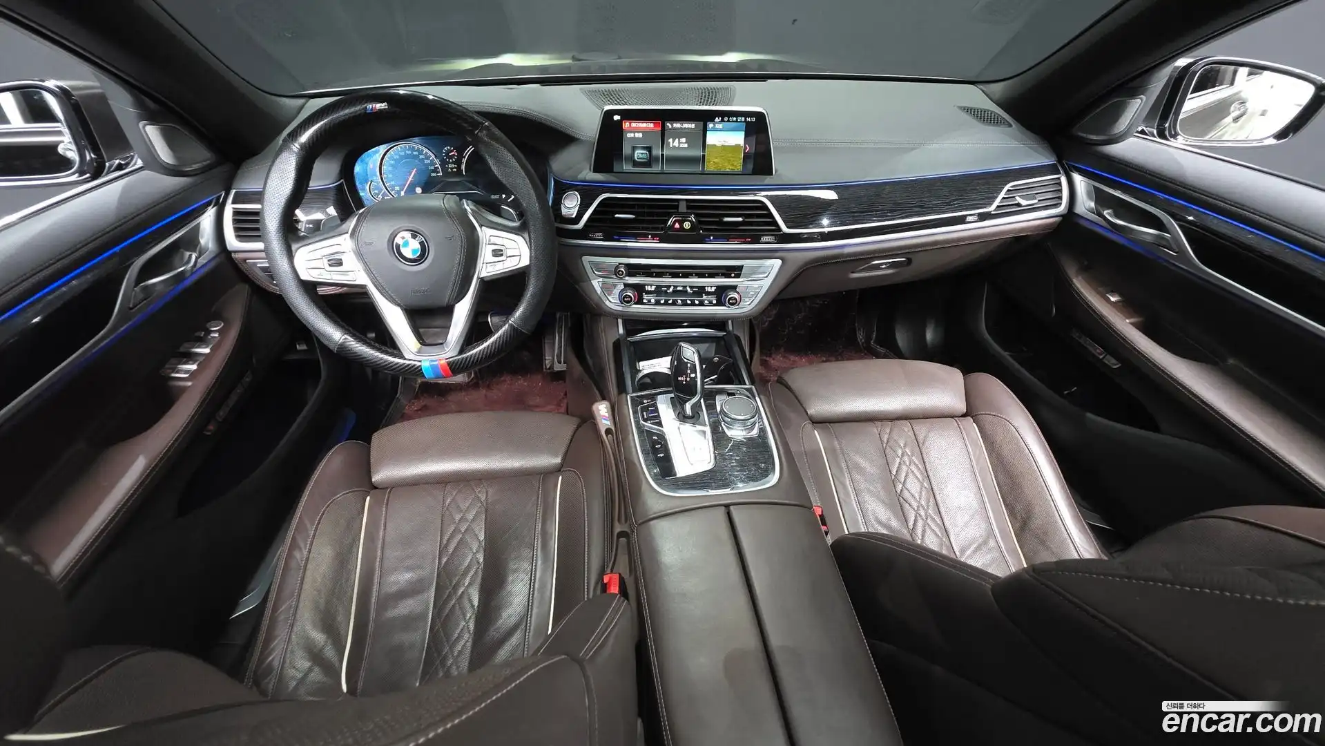 7-Series BMW 2018.6-INNER-007