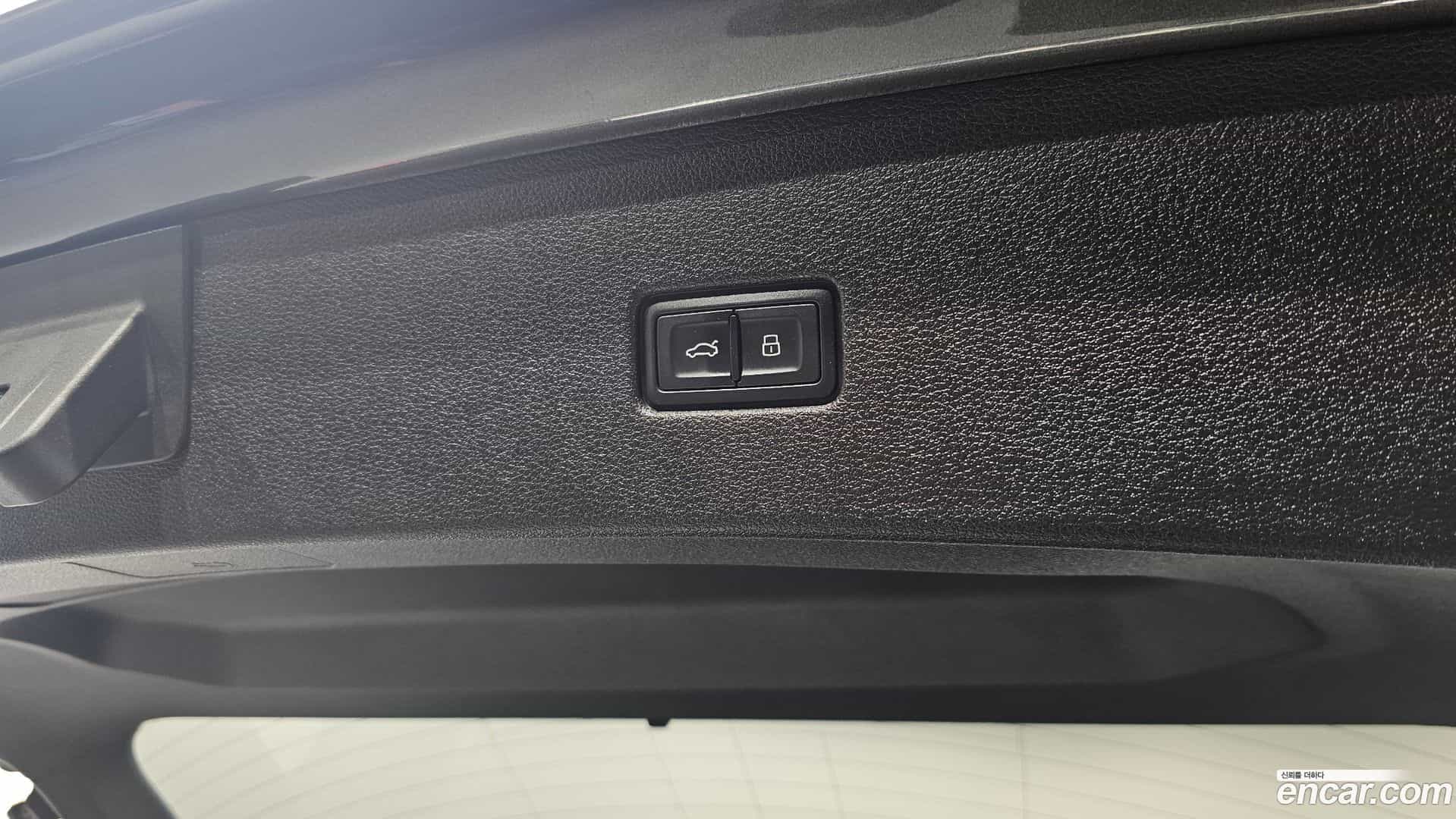 Q8 Audi 2023.2-OPTION-021