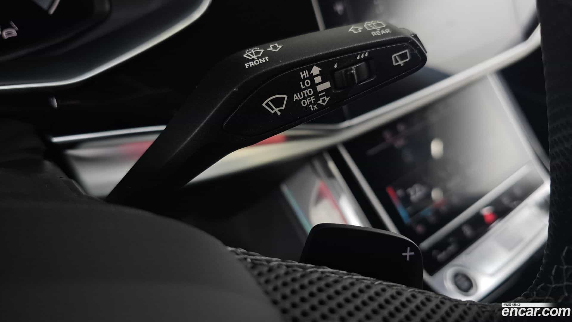 Q8 Audi 2023.2-OPTION-023