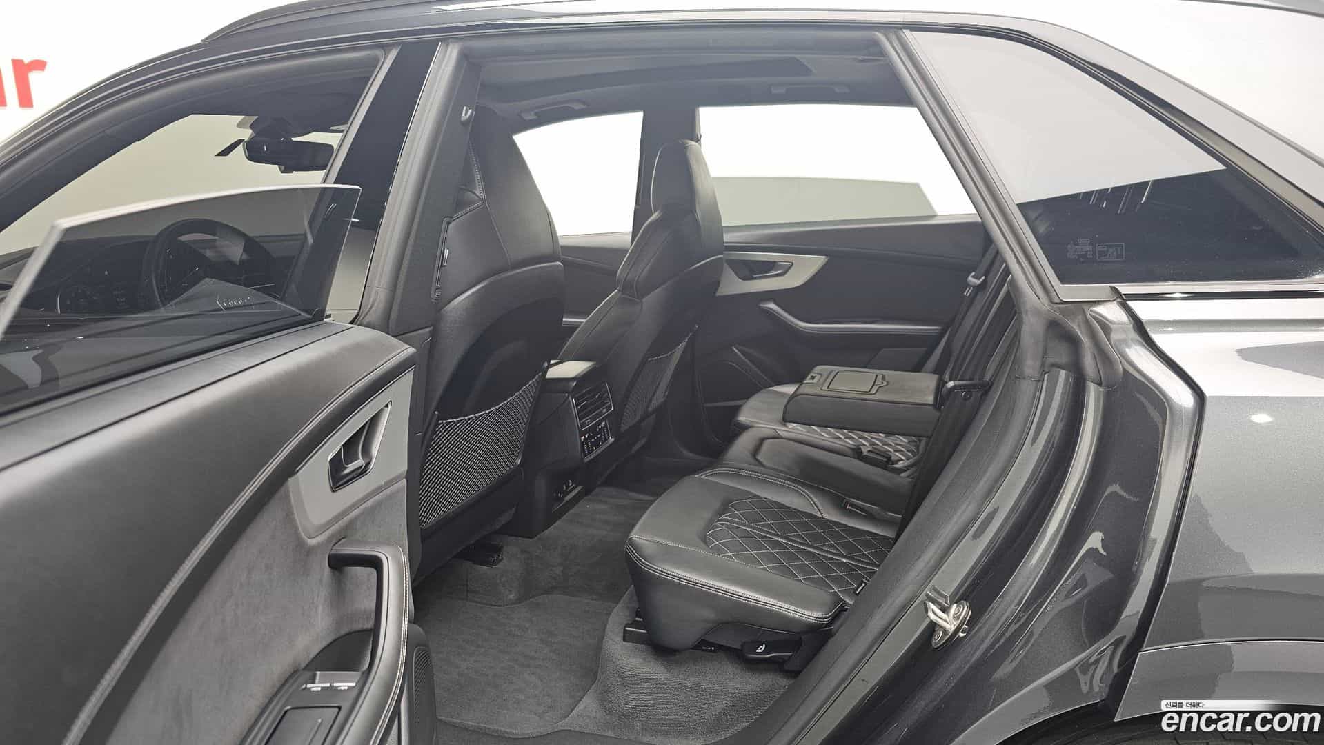 Q8 Audi 2023.2-INNER-036