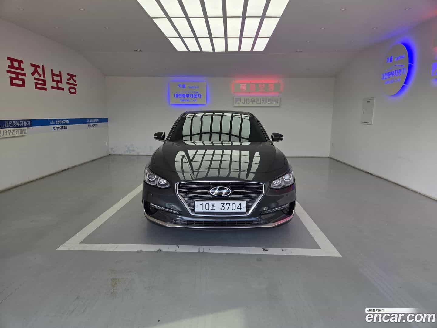 Grandeur Hyundai 2018.0-OUTER-001