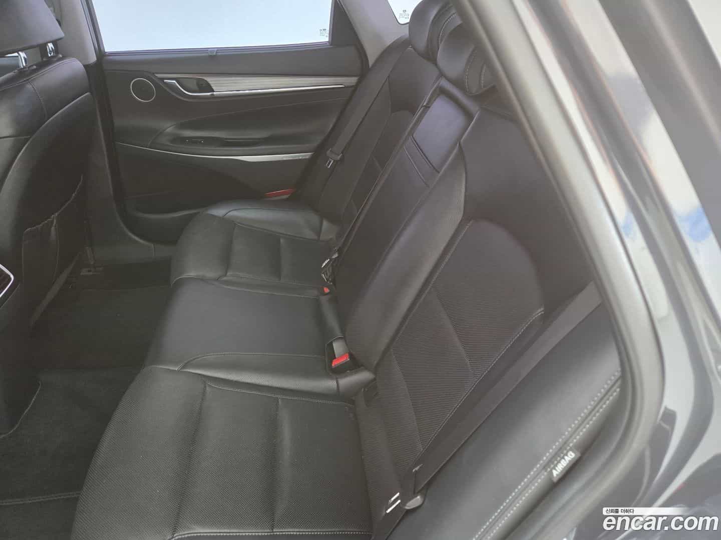 Grandeur Hyundai 2018.0-INNER-009