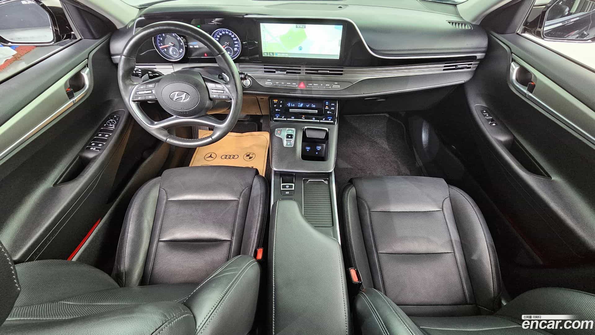 Grandeur Hyundai 2021.11-INNER-007