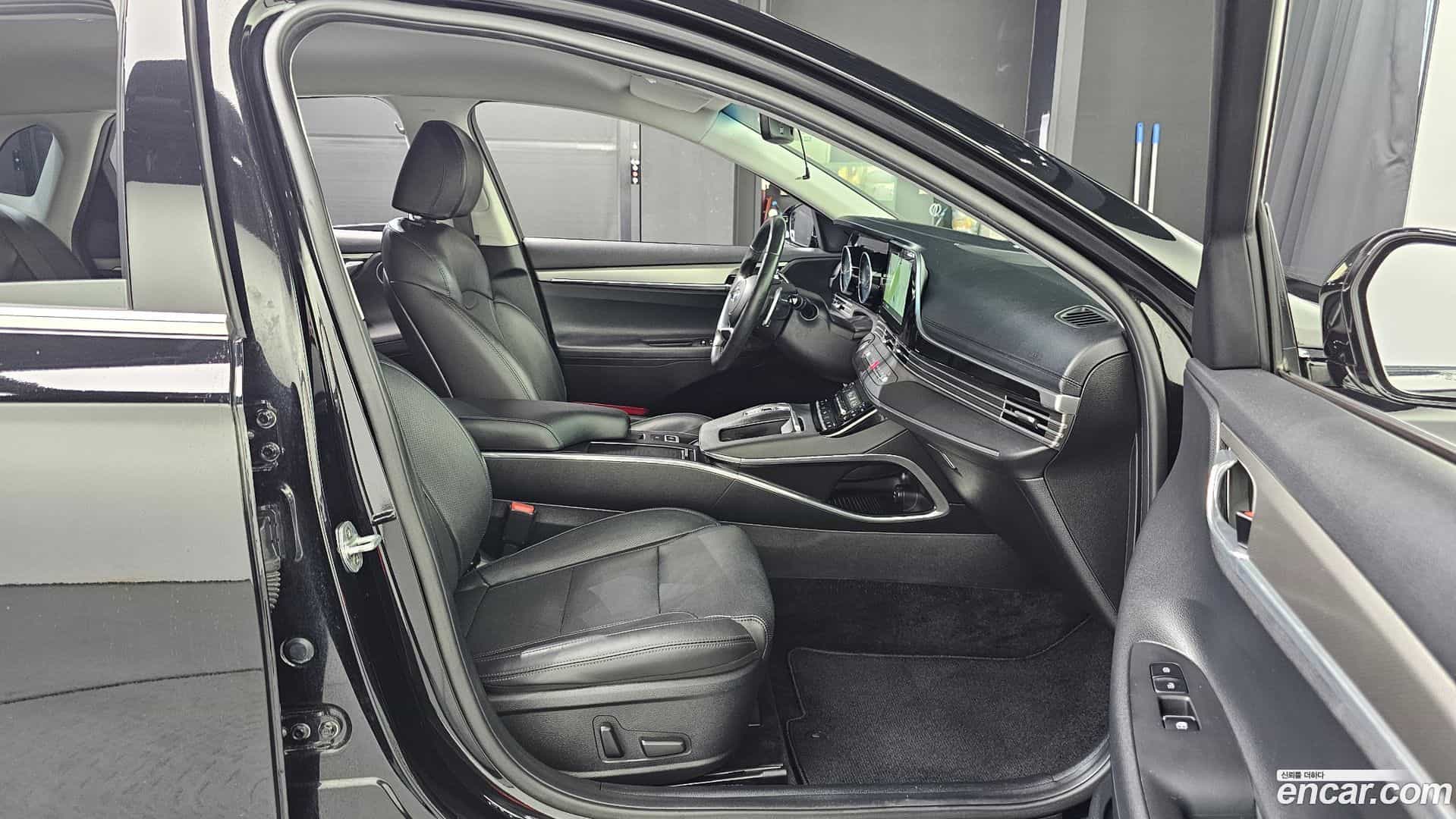 Grandeur Hyundai 2021.11-OPTION-016