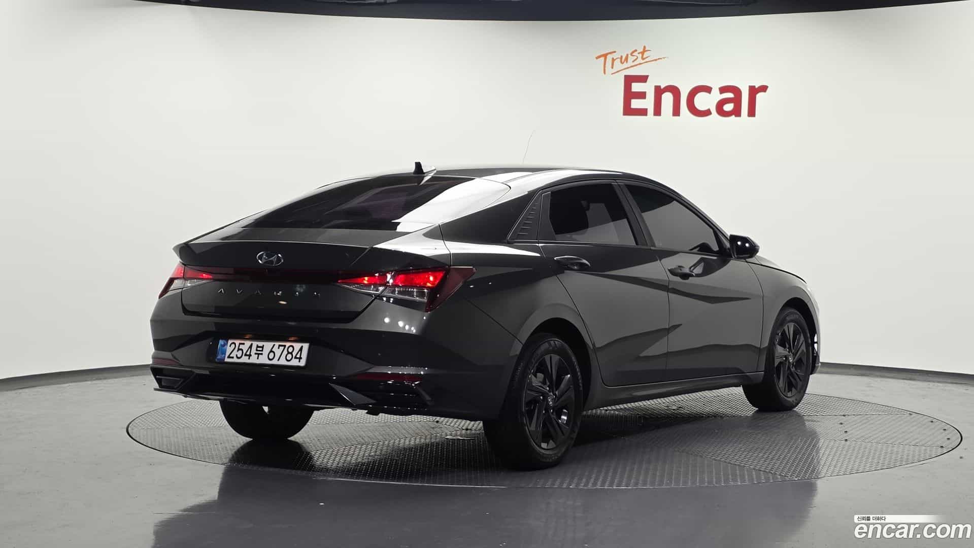 AVANTE Hyundai 2022.4-OUTER-002