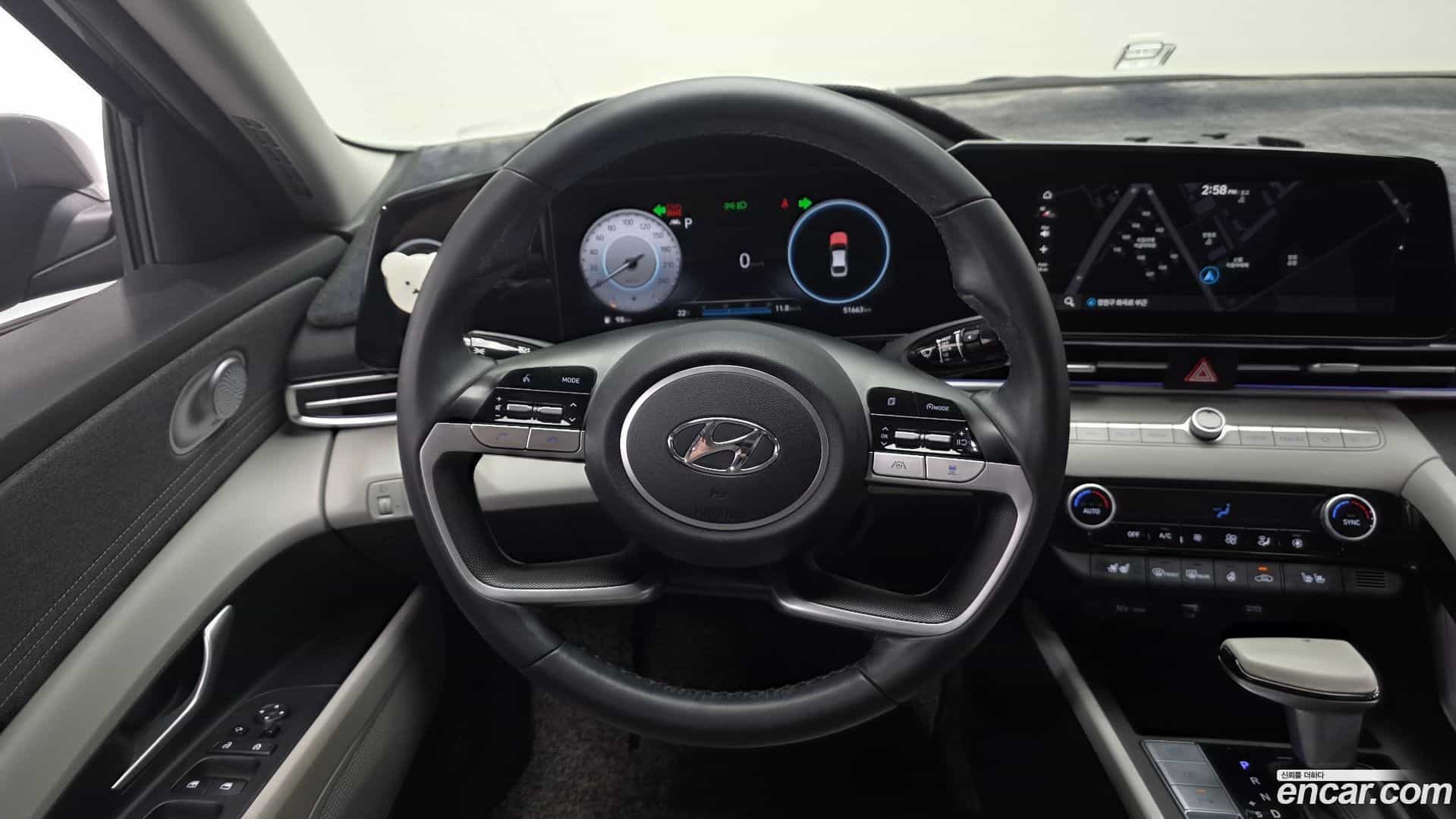 AVANTE Hyundai 2022.4-OPTION-017