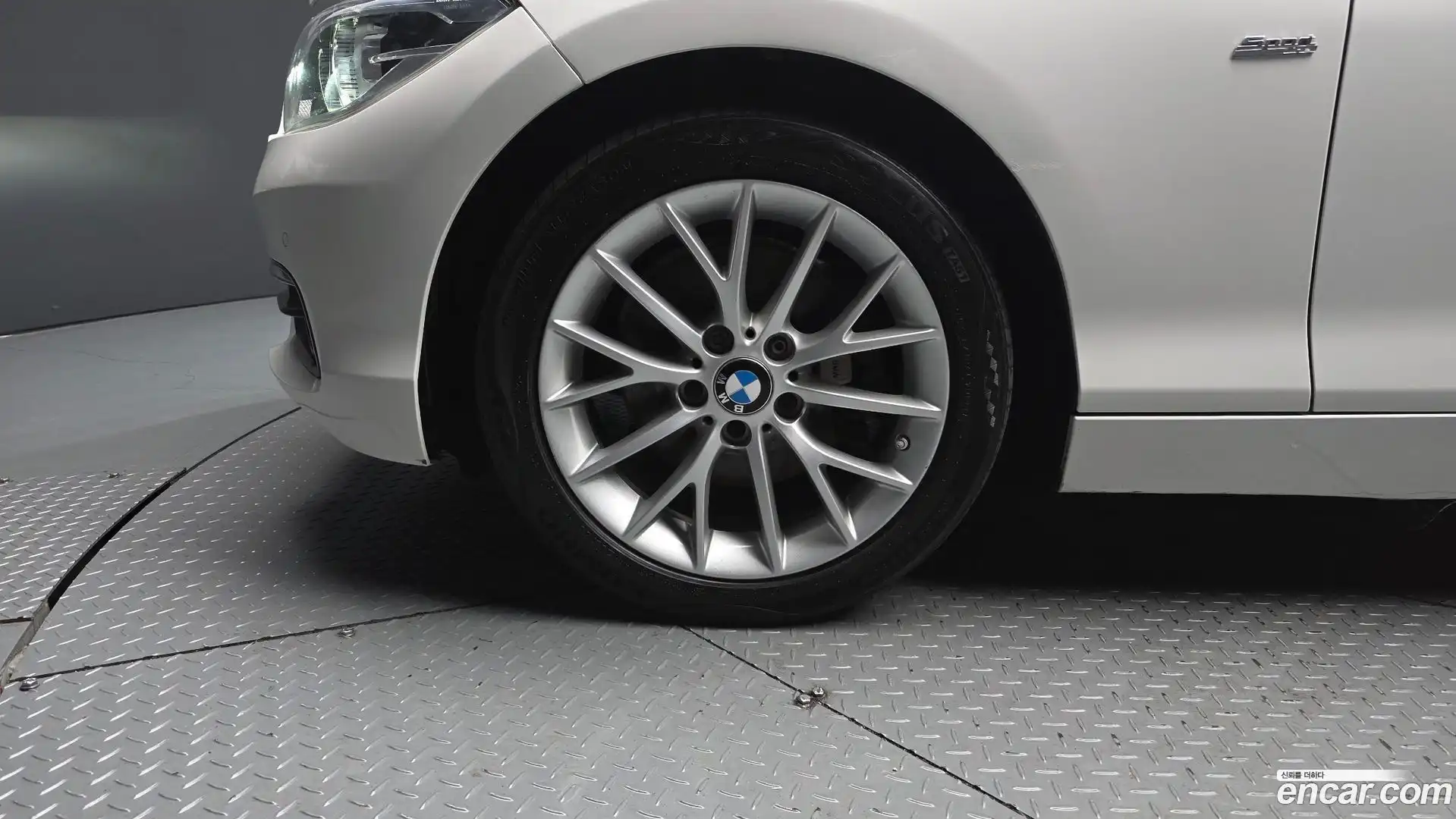 1-Series BMW 2016.2-OUTER-005