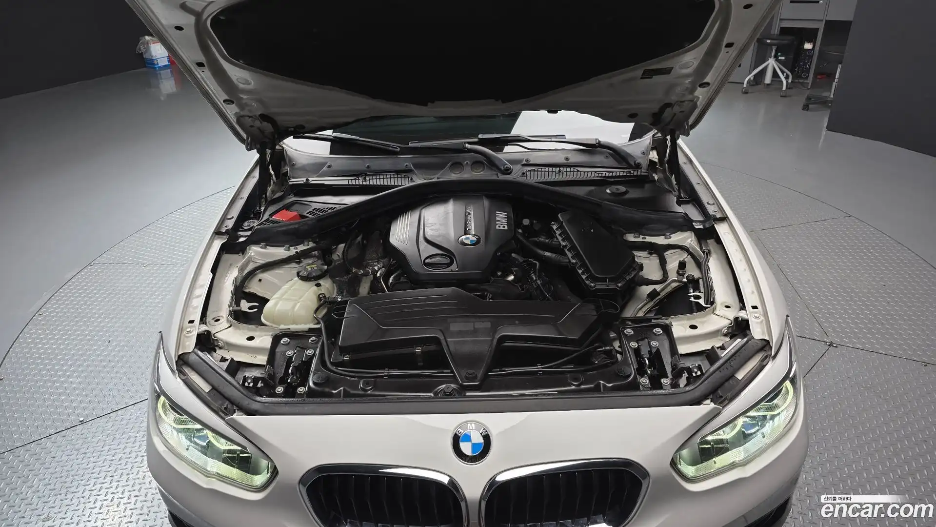 1-Series BMW 2016.2-OUTER-006