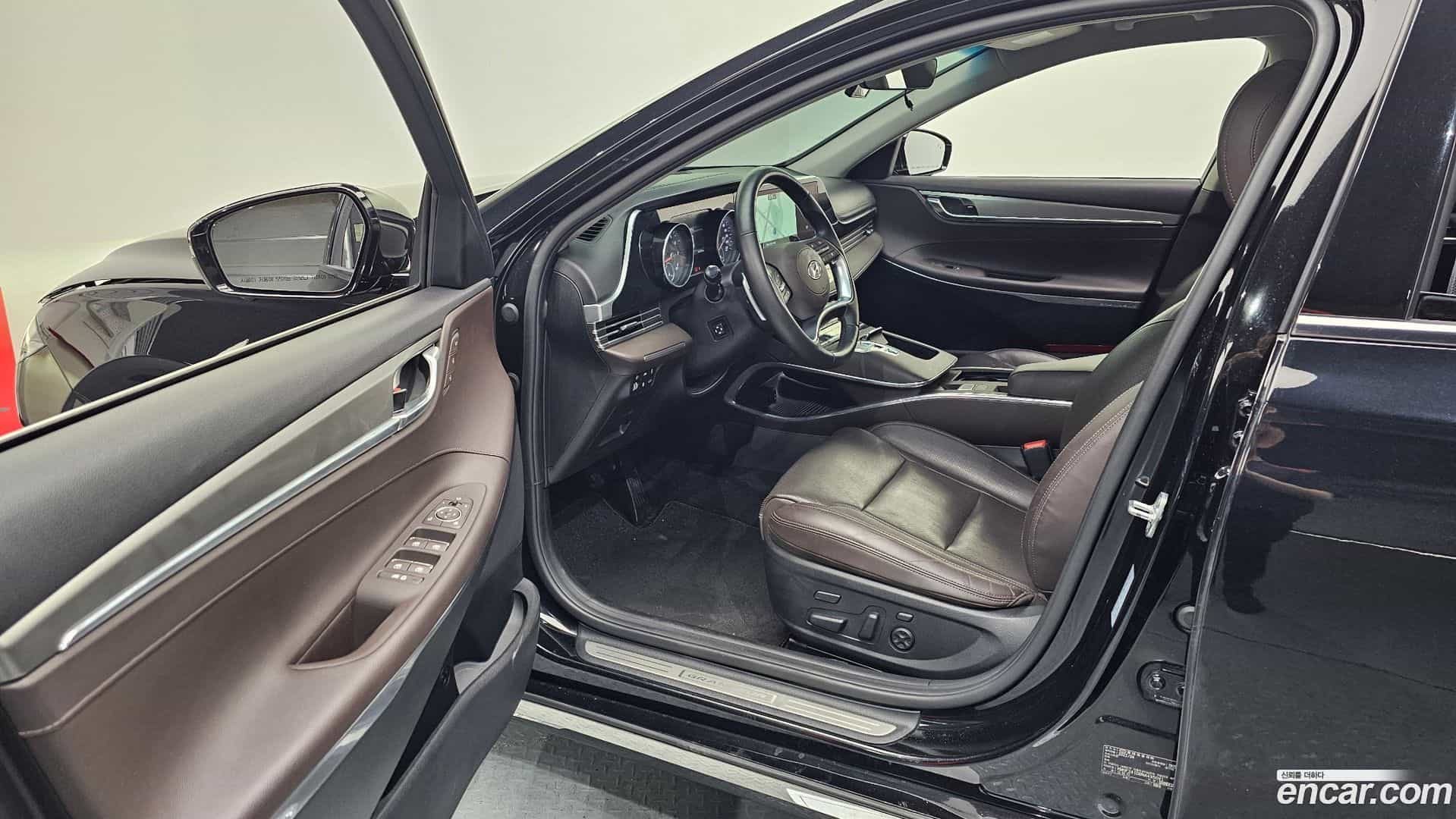 Grandeur Hyundai 2022.3-INNER-010