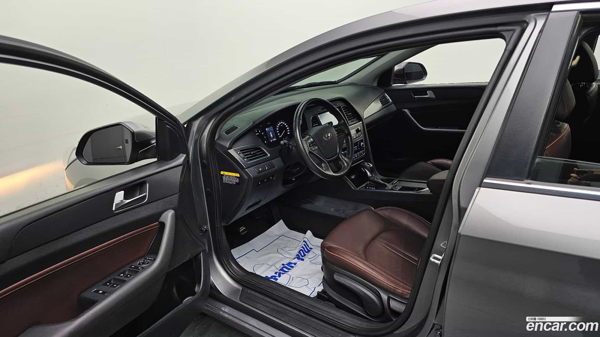 Sonata Hyundai 2017.5-INNER-010