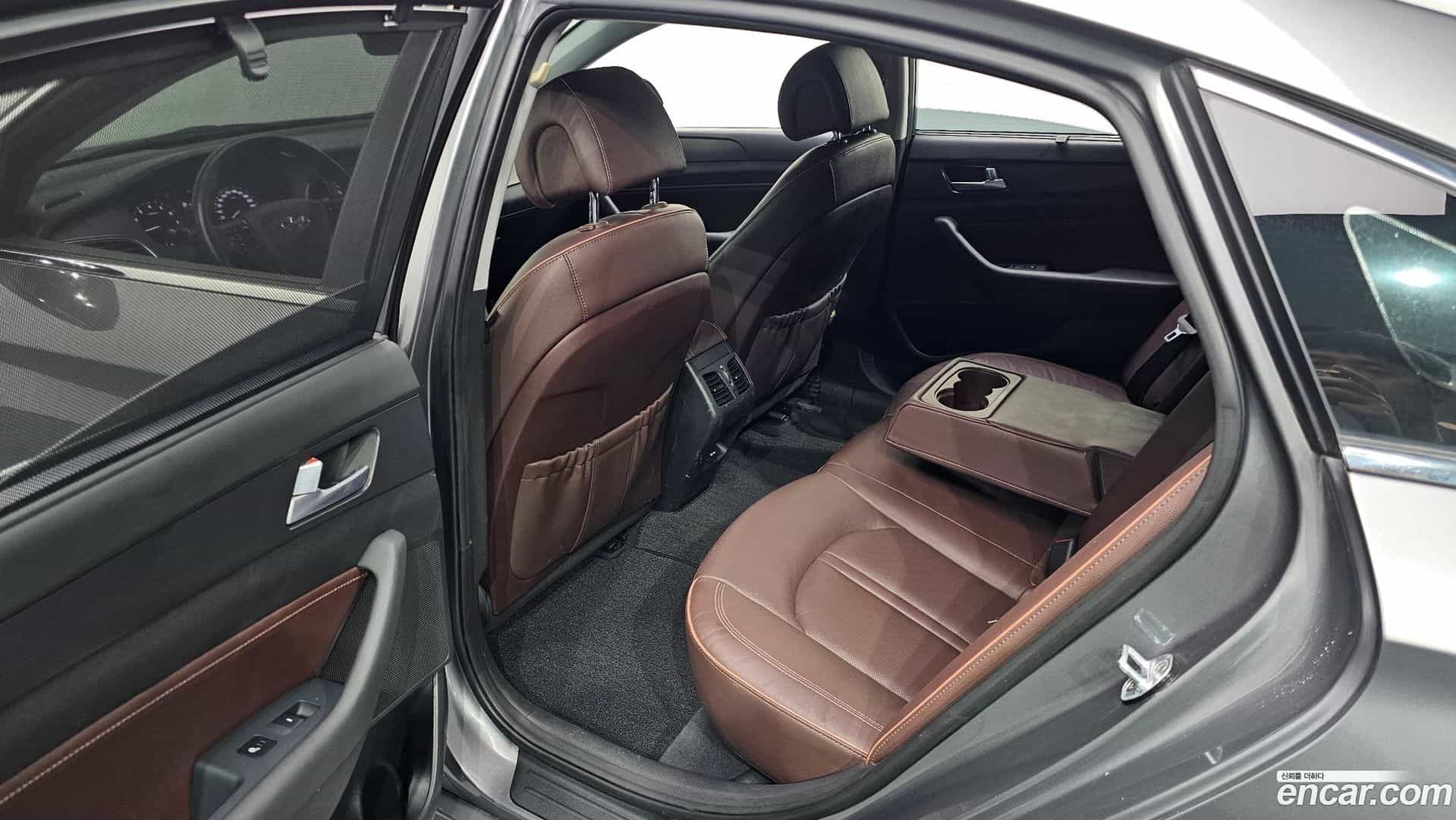 Sonata Hyundai 2017.5-OPTION-015