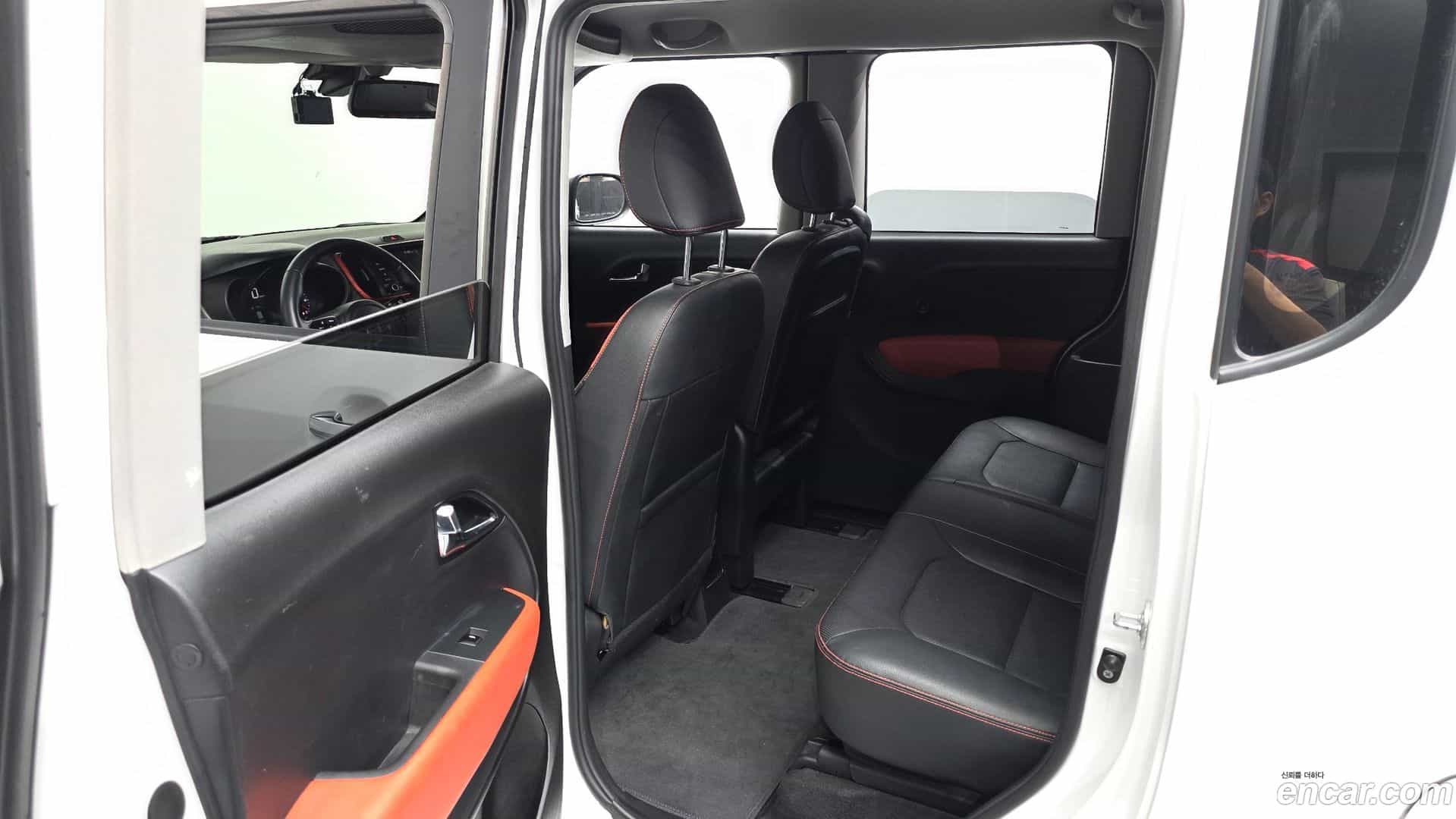 RAY Kia 2022.5-INNER-036