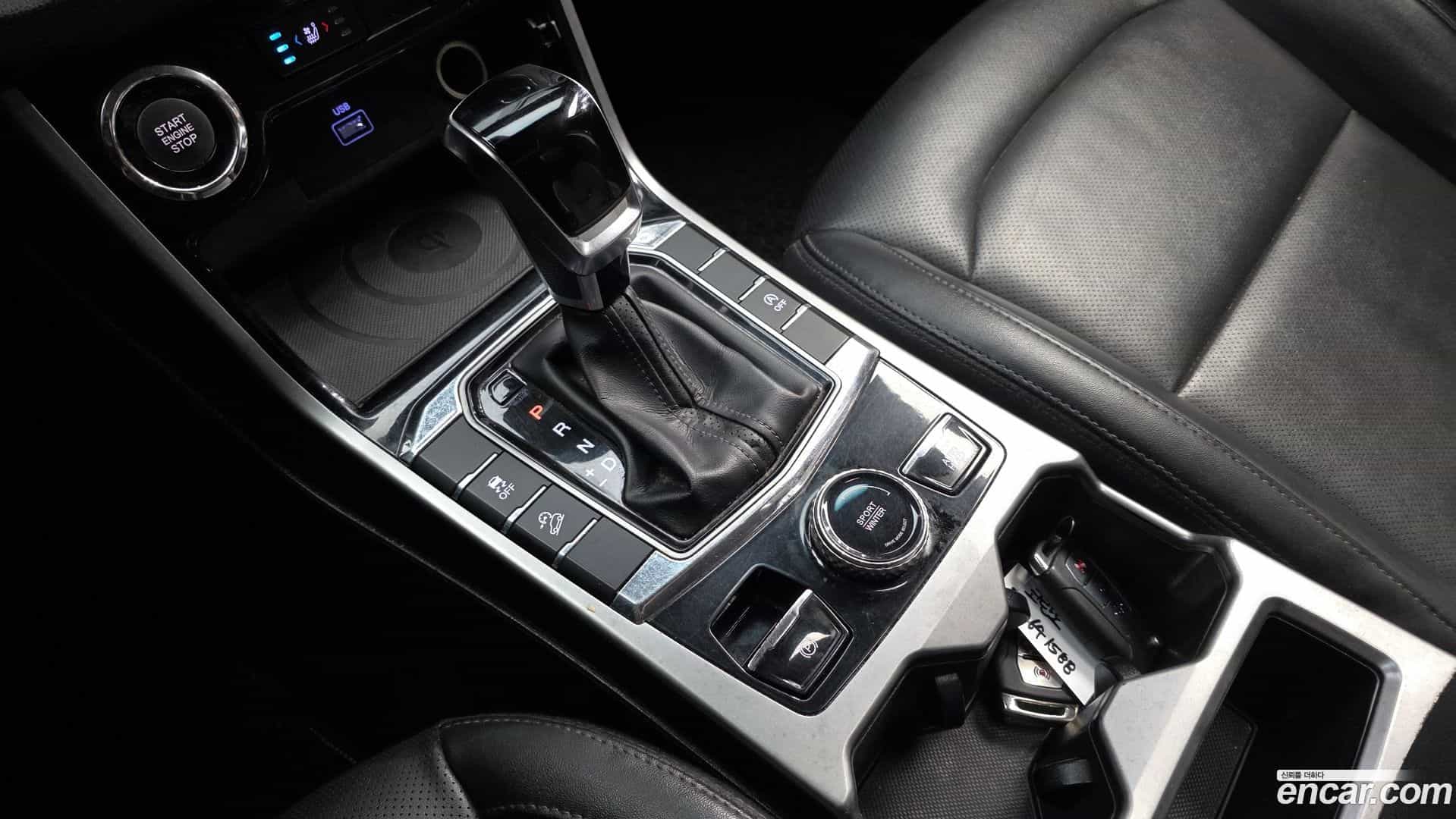 KORANDO KG Mobility 2020.0-INNER-009
