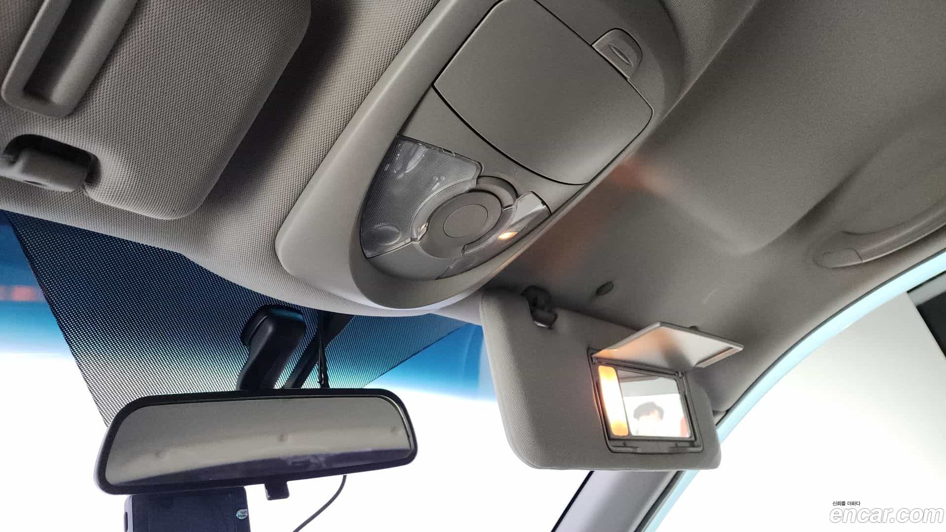 KORANDO KG Mobility 2016.10-OPTION-024