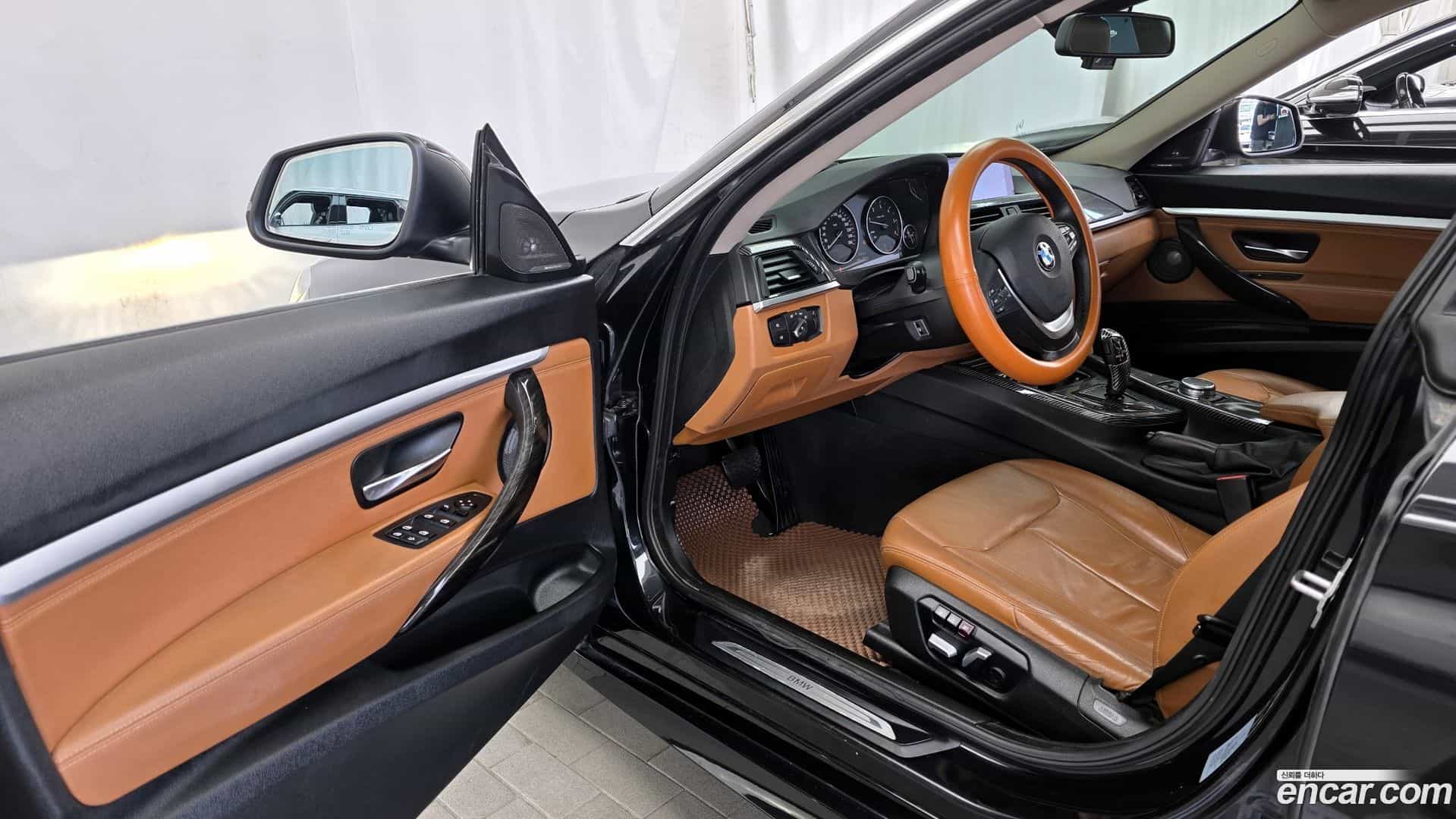 Gran Turismo BMW 2016.0-INNER-010