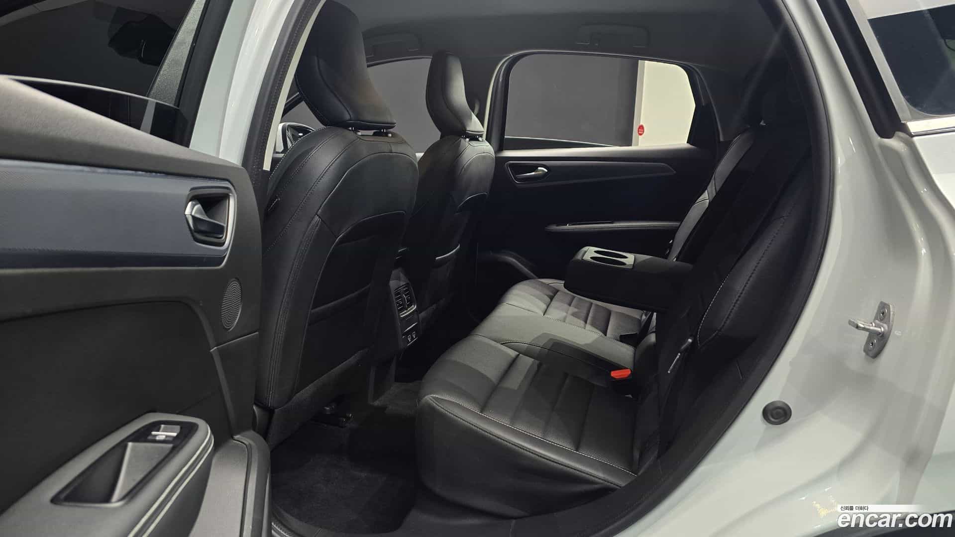 XM3 Renault Korea 2022.0-OPTION-016