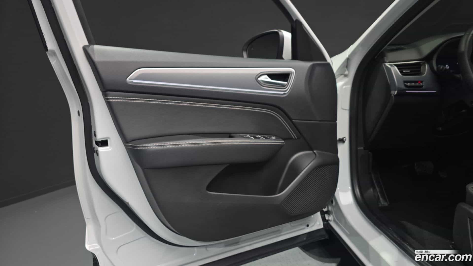 XM3 Renault Korea 2022.0-INNER-034