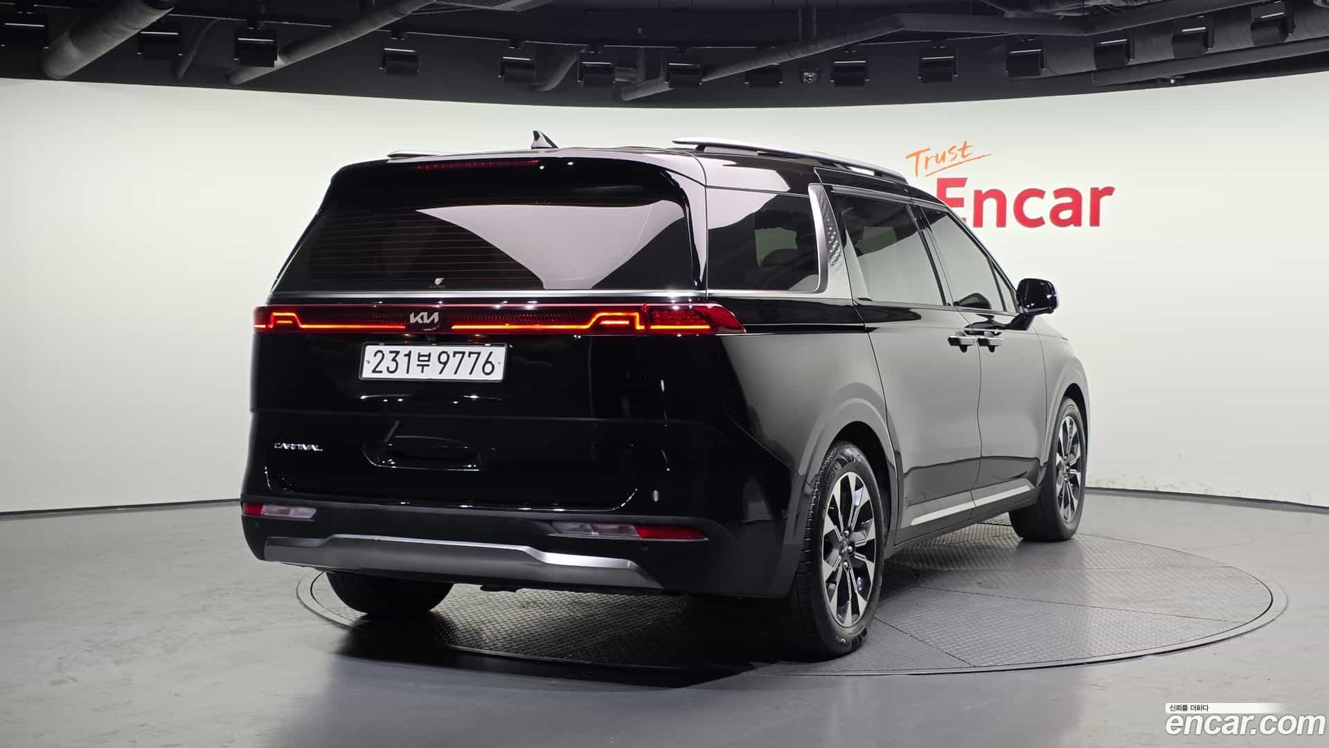 Canival Kia 2022.2-OUTER-002