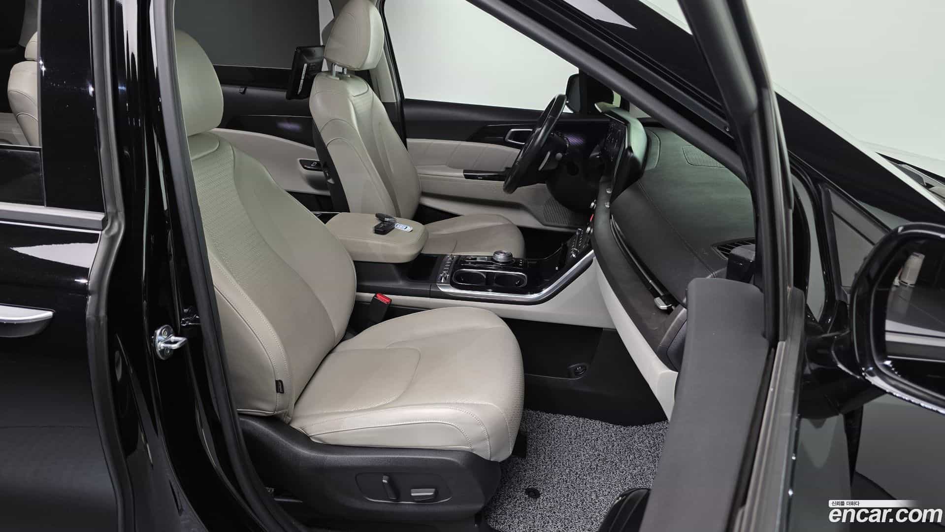 Canival Kia 2022.2-INNER-036