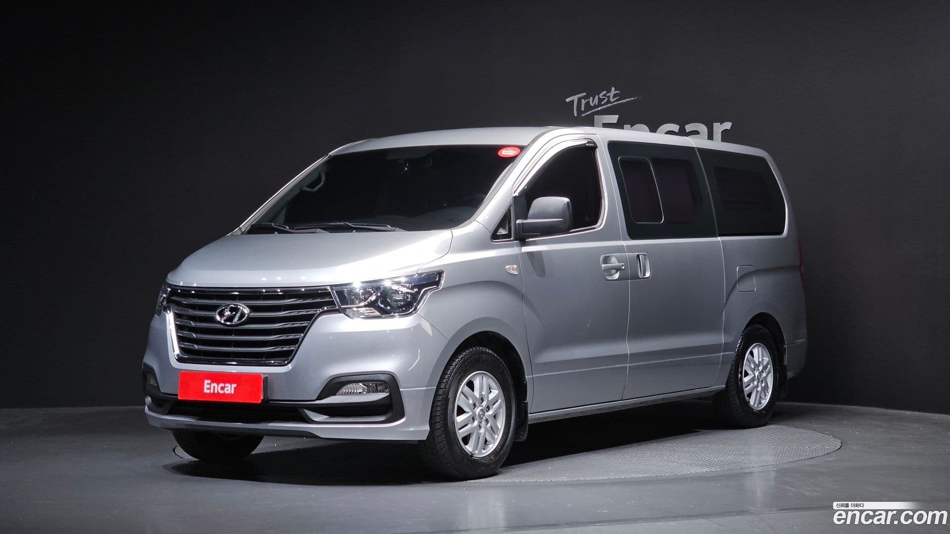Main__Slider__Photo:Starex Hyundai 2020.0-0