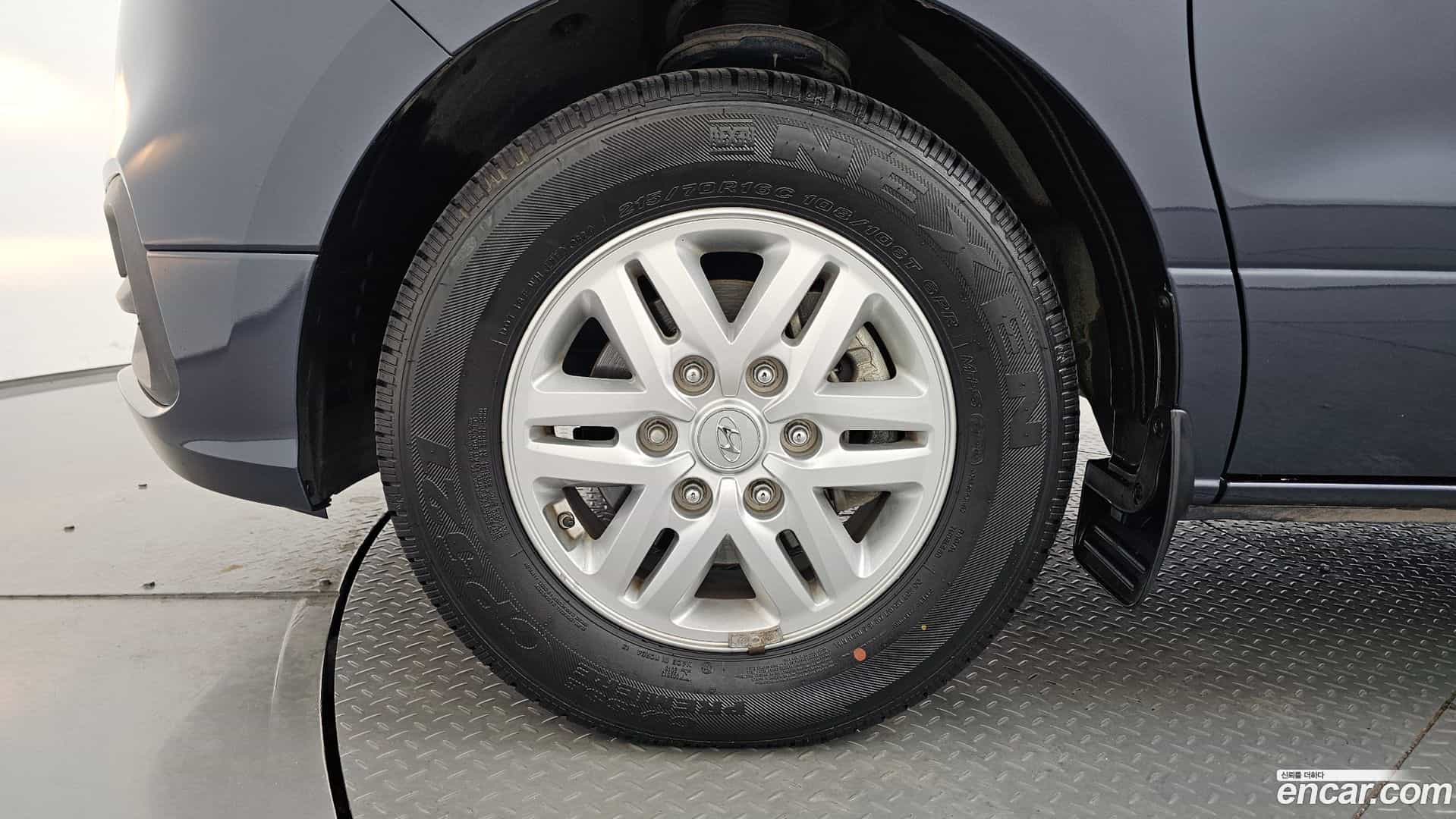 Starex Hyundai 2018.5-OUTER-005