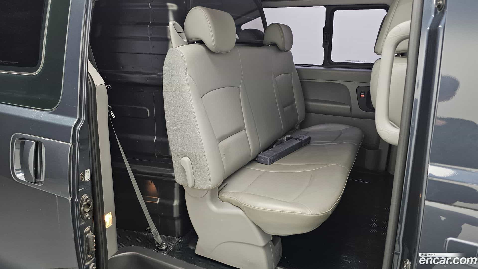 Starex Hyundai 2018.5-OPTION-015