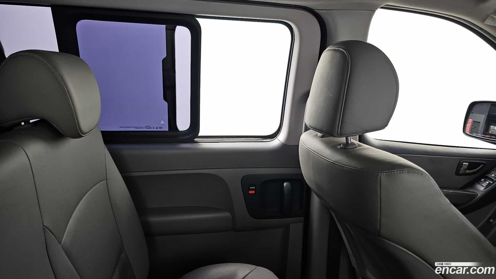 Starex Hyundai 2018.5-OPTION-042