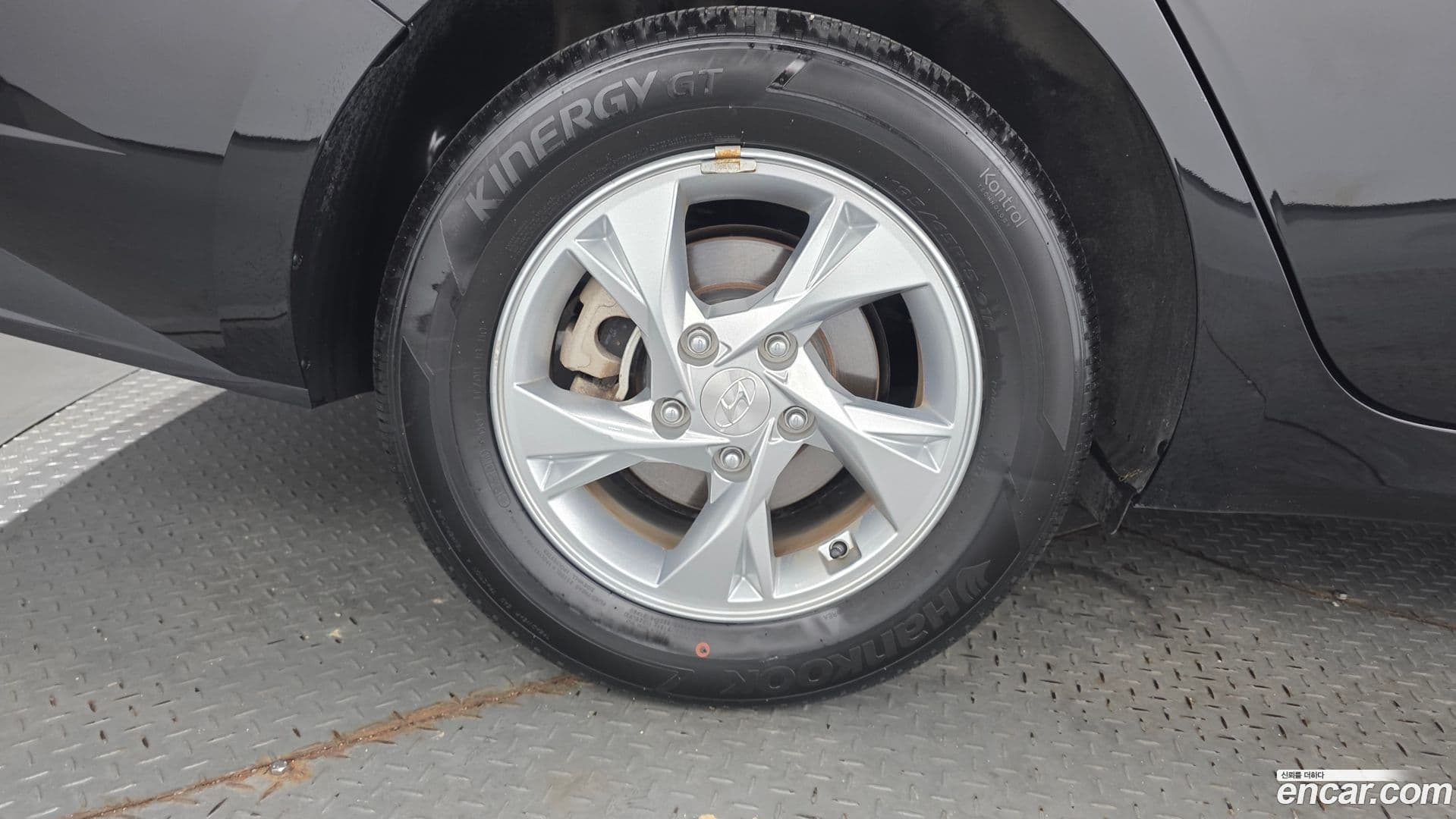 Main__Slider__Photo:AVANTE Hyundai 2022.1-4