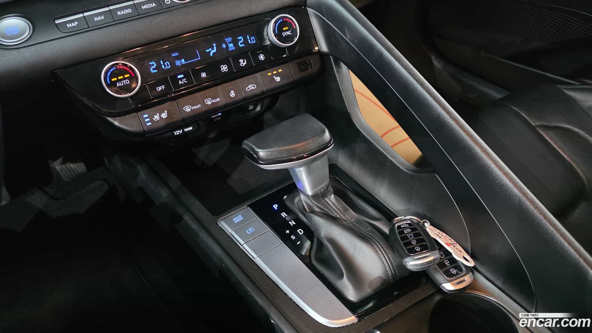 AVANTE Hyundai 2022.1-INNER-009
