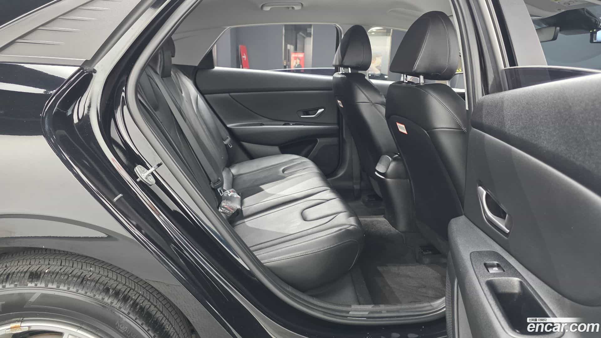 AVANTE Hyundai 2022.1-OPTION-016