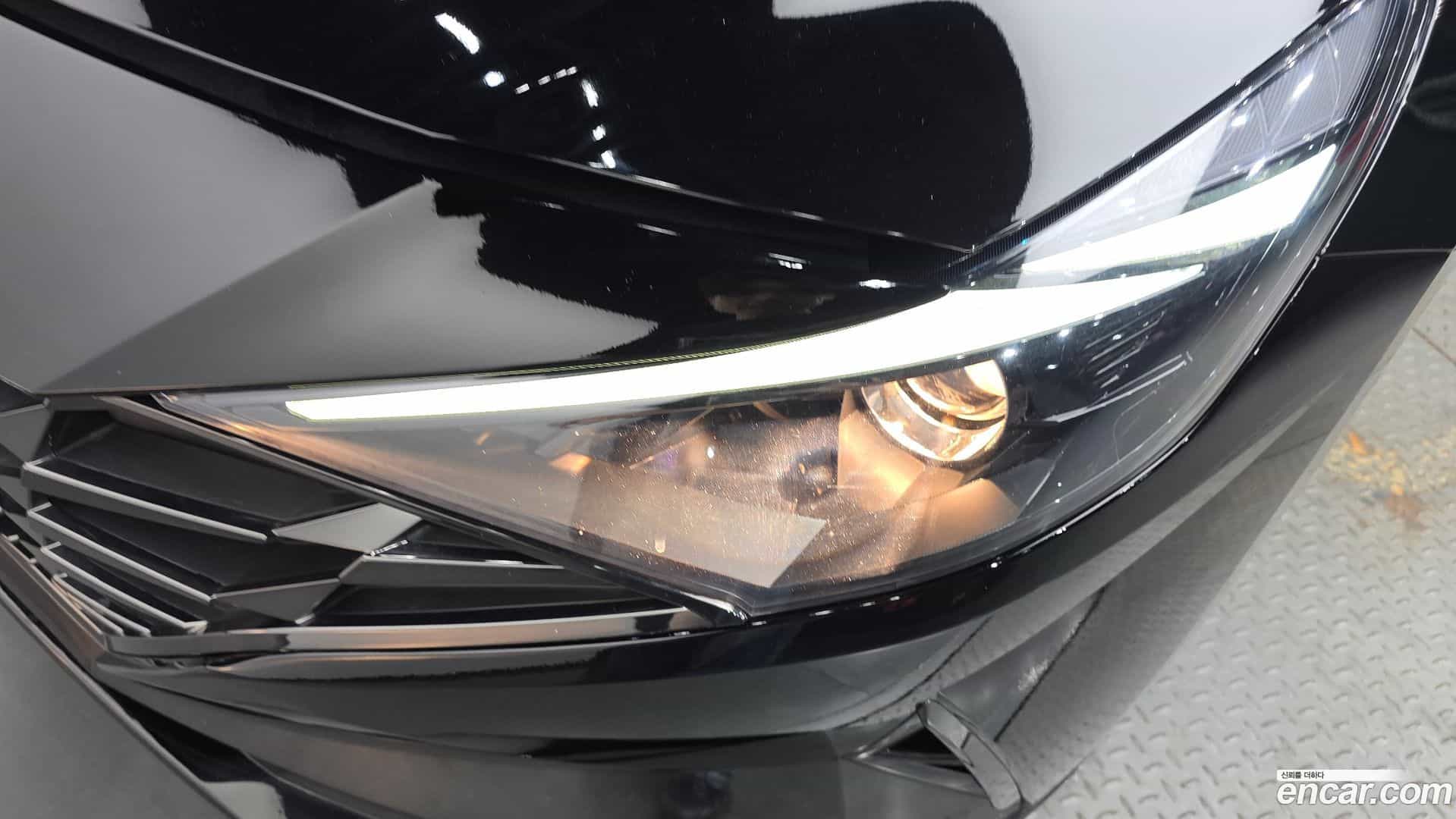 AVANTE Hyundai 2022.1-OUTER-032