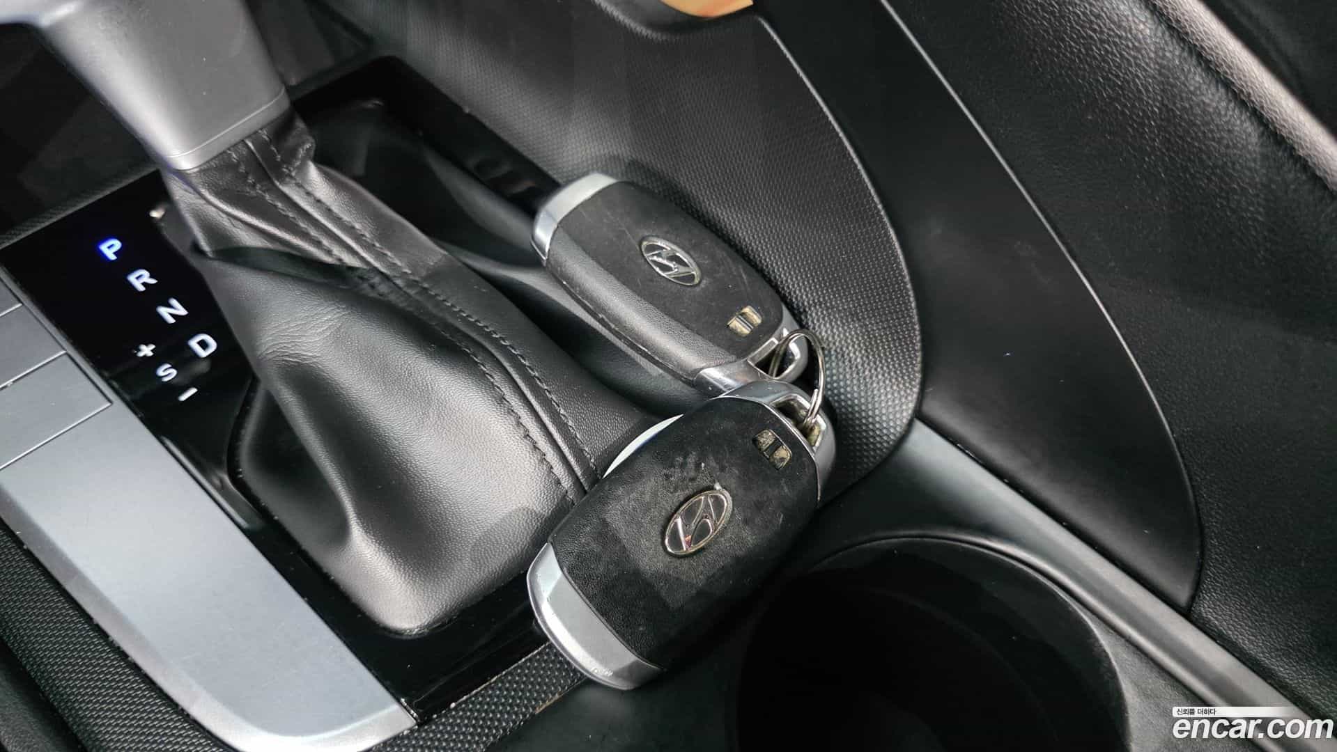 AVANTE Hyundai 2022.1-OPTION-042