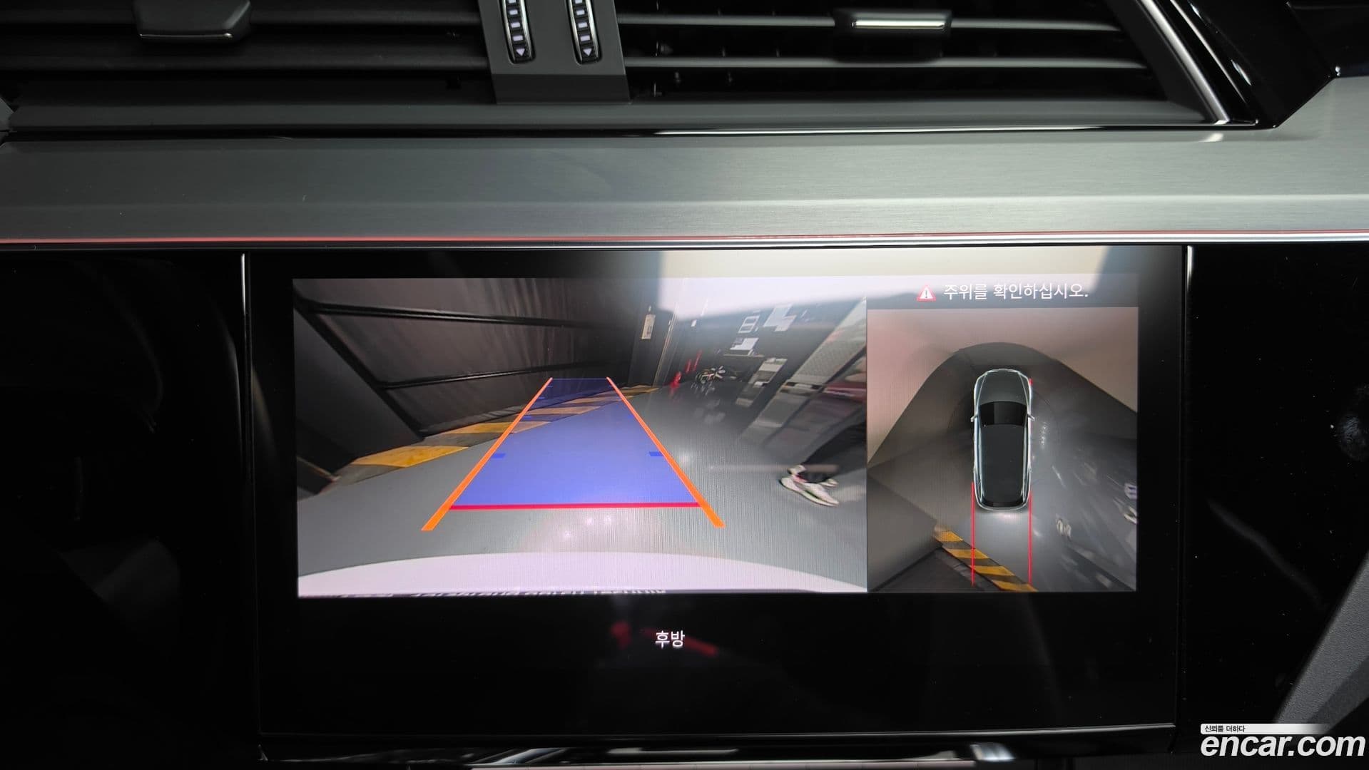 Main__Slider__Photo:e-tron Audi 2021.11-13