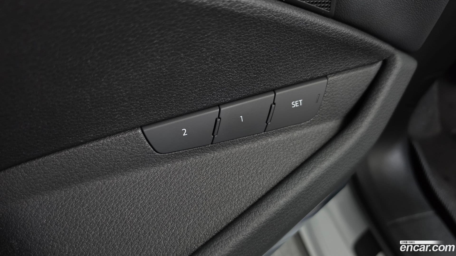 Main__Slider__Photo:e-tron Audi 2021.11-33