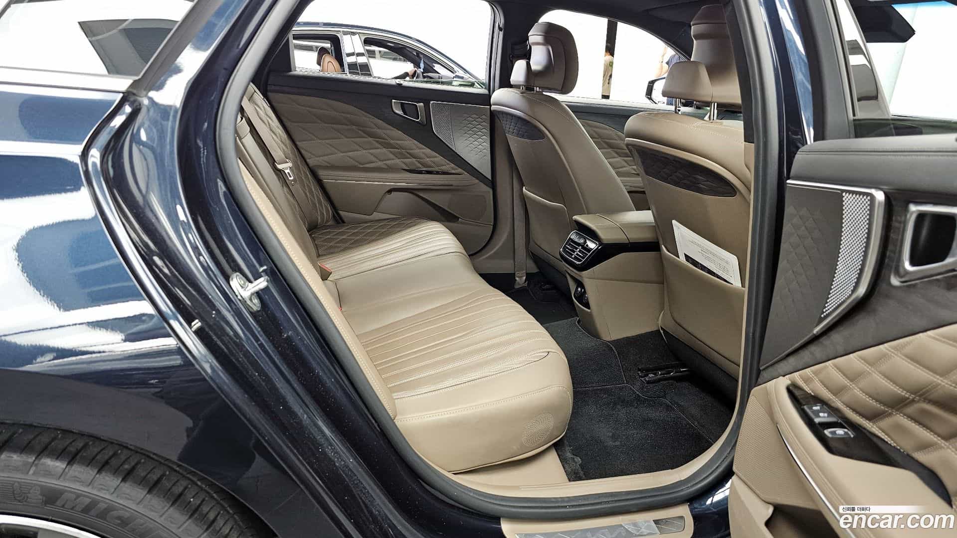 K8 Kia 2021.4-OPTION-016