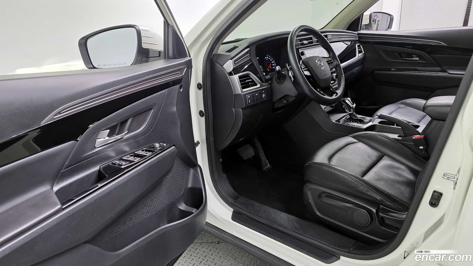 KORANDO KG Mobility 2021.6-INNER-010