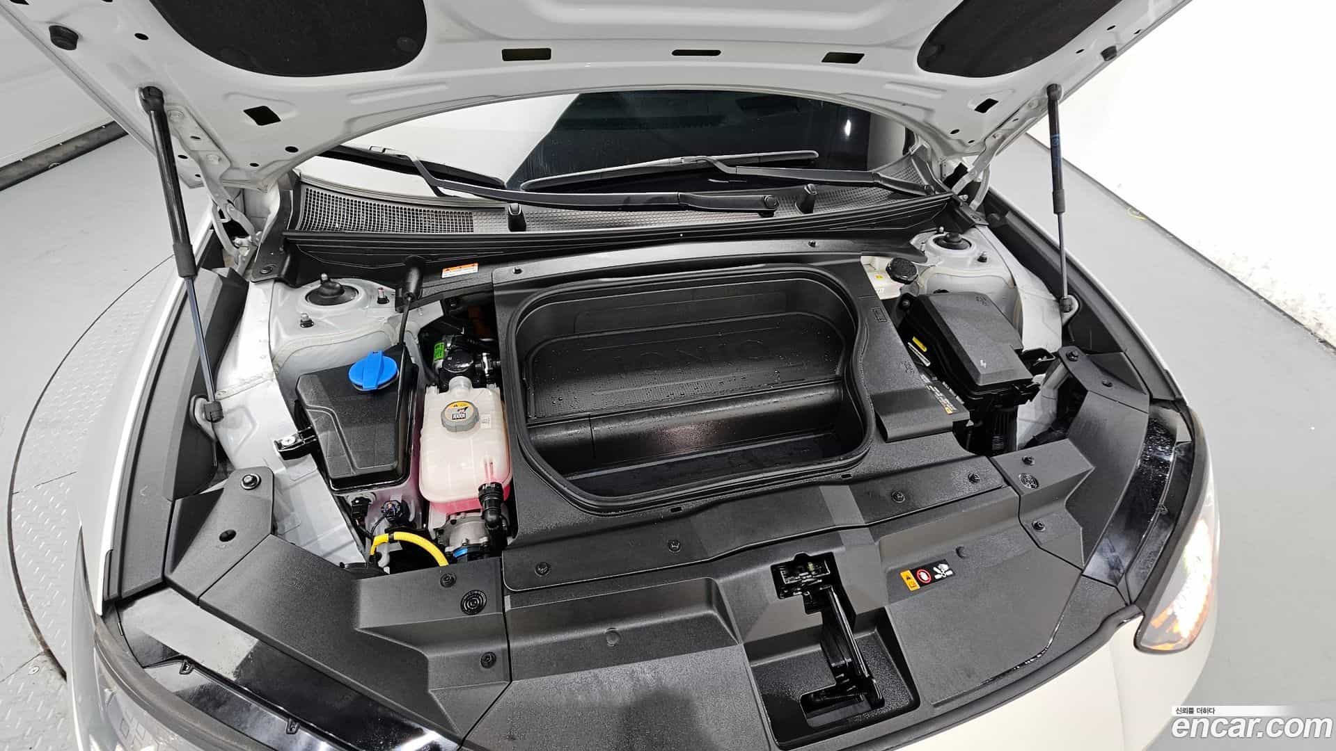 Ioniq6 Hyundai 2023.11-OUTER-006