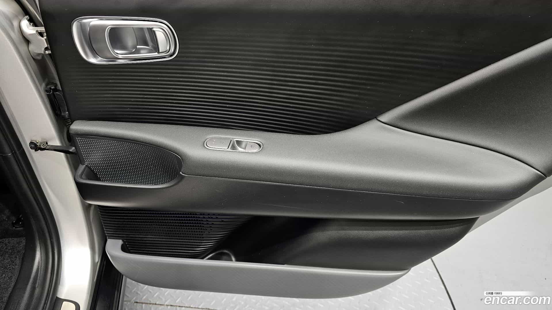 Ioniq6 Hyundai 2023.11-INNER-034