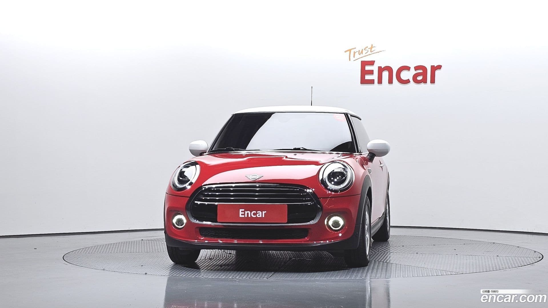 Main__Slider__Photo:Cooper Mini 2020.5-2