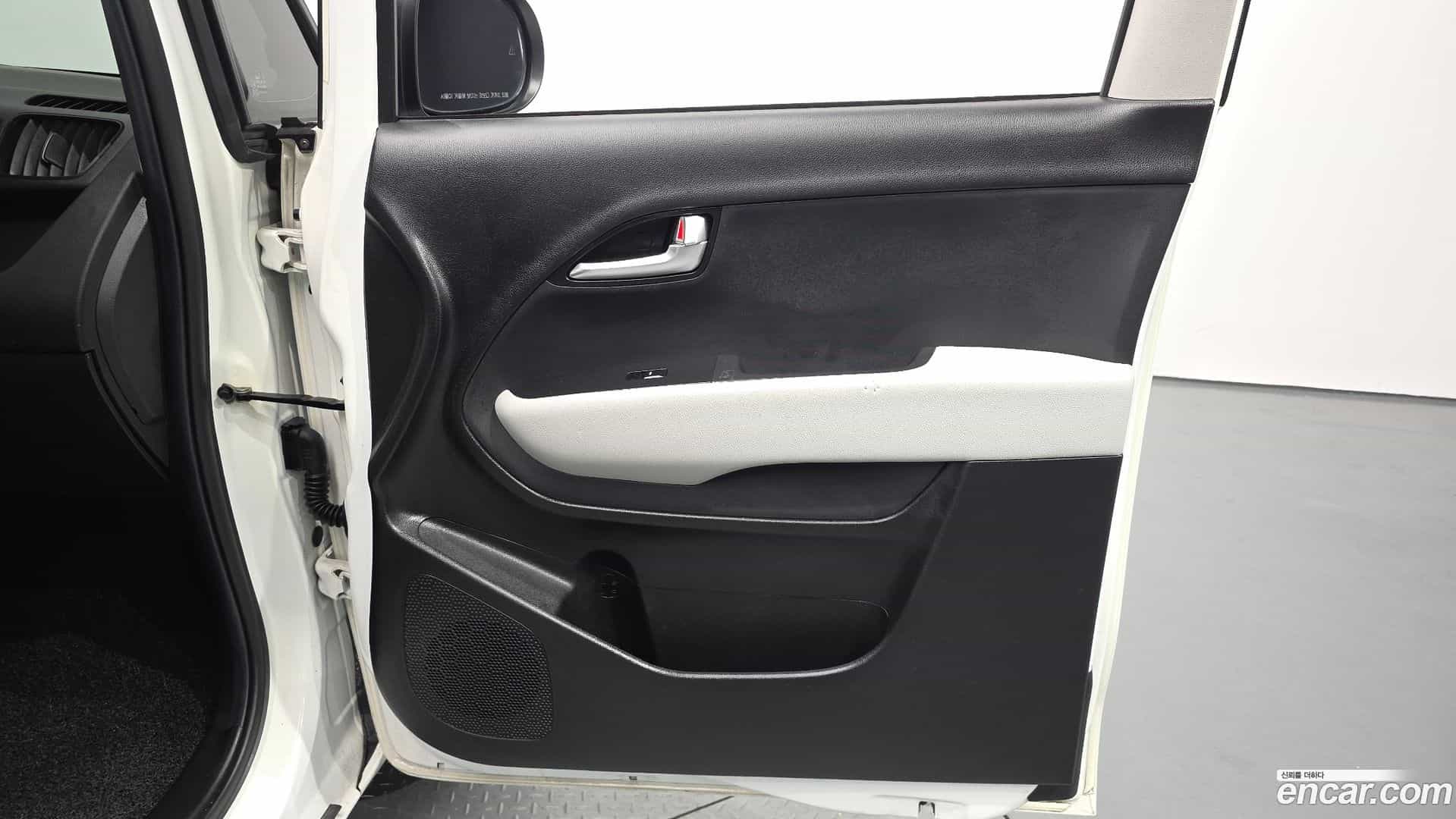 RAY Kia 2023.5-INNER-035