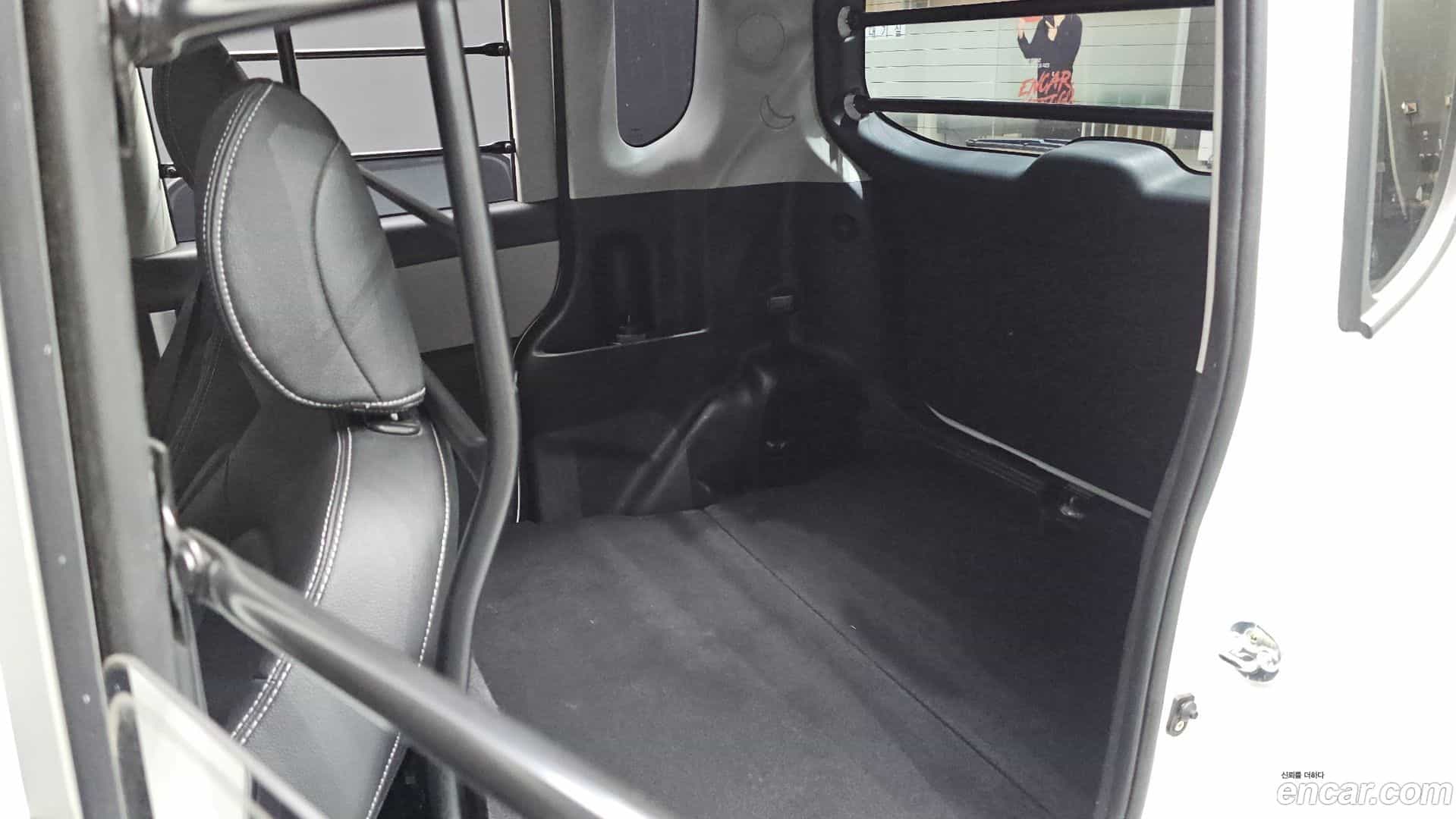 RAY Kia 2023.1-INNER-036