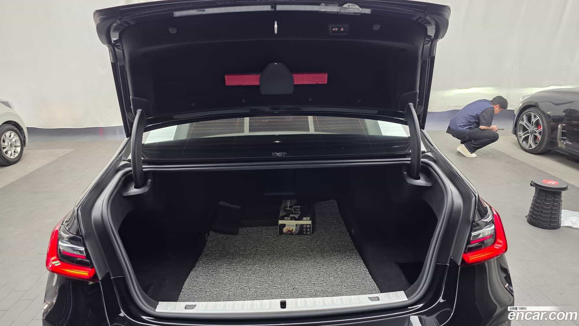 7-Series BMW 2022.3-OPTION-024