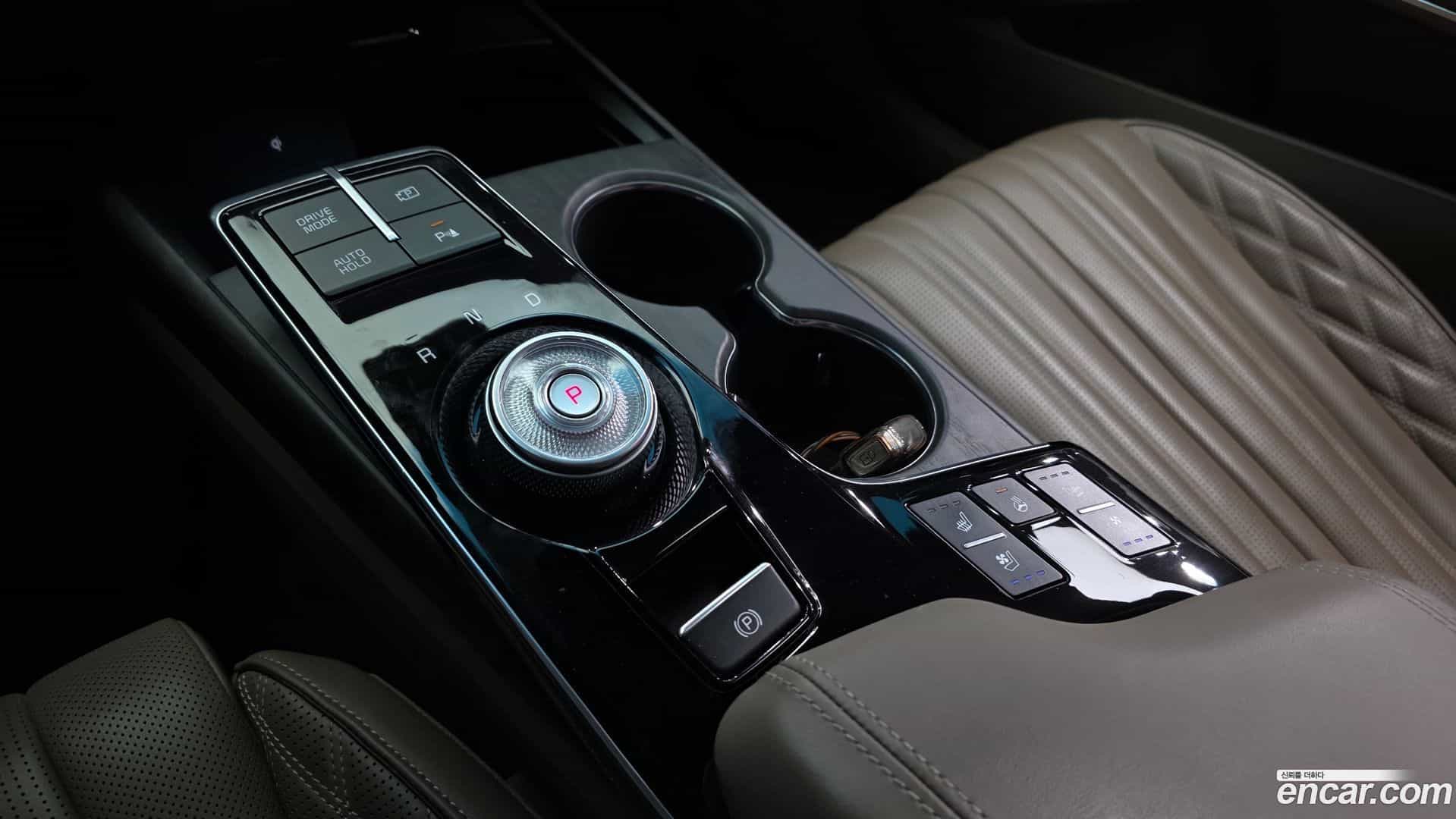 K8 Kia 2023.2-INNER-009