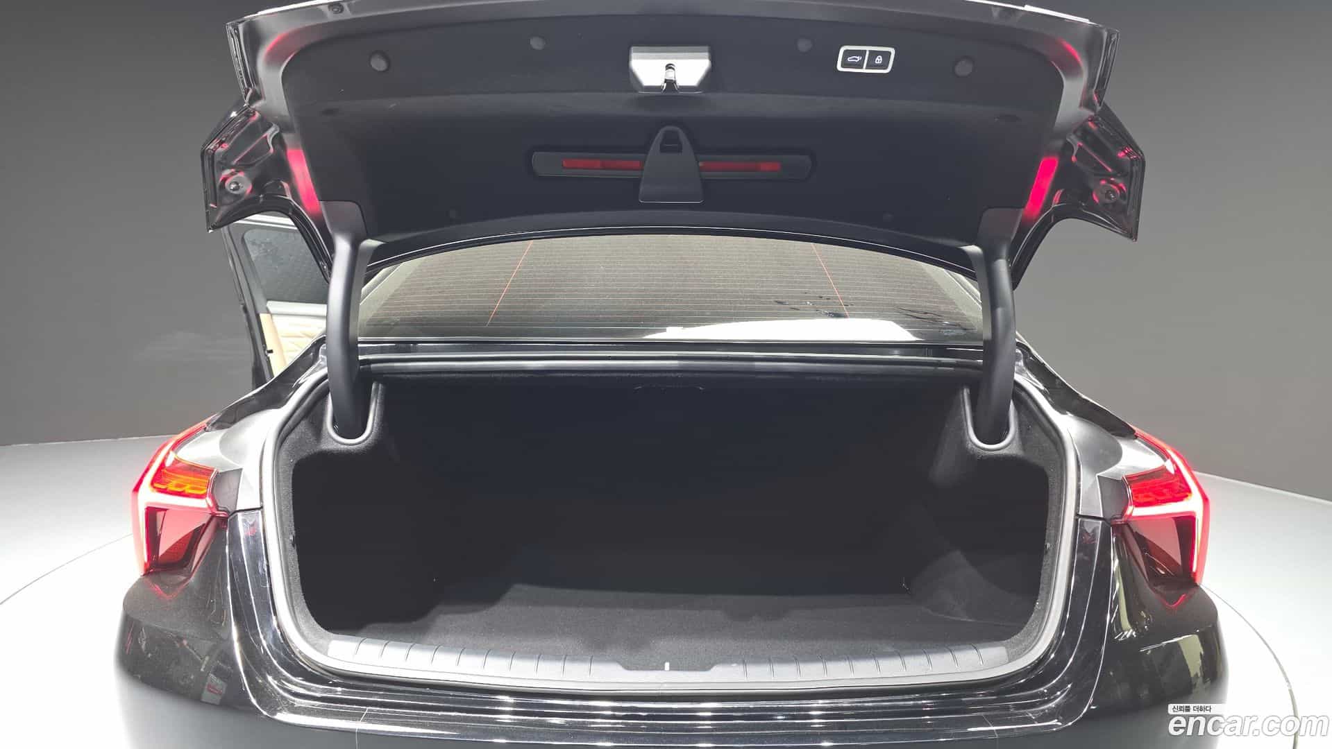 K8 Kia 2023.2-OPTION-024