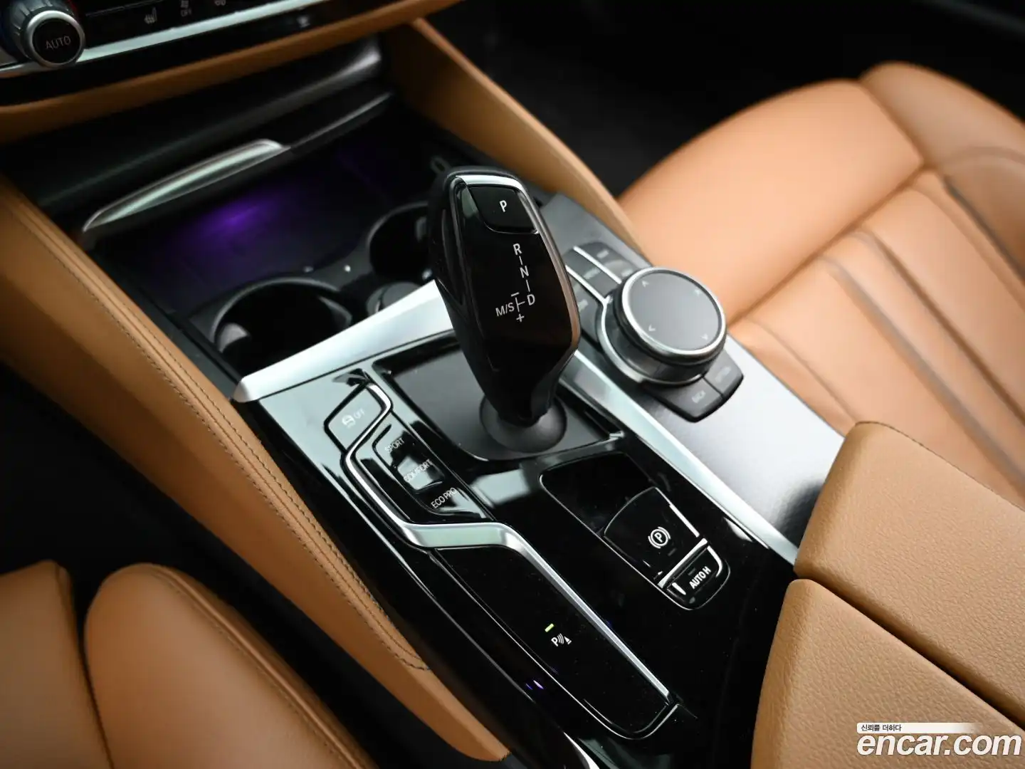 5-Series BMW 2022.10-INNER-009