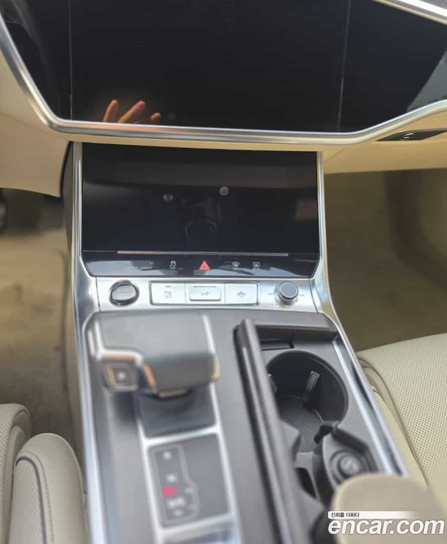 A7 Audi 2021.1-INNER-009
