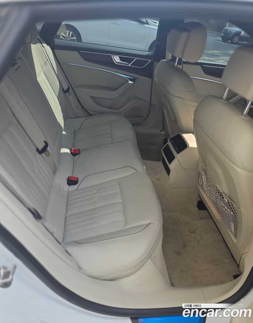 A7 Audi 2021.1-INNER-010