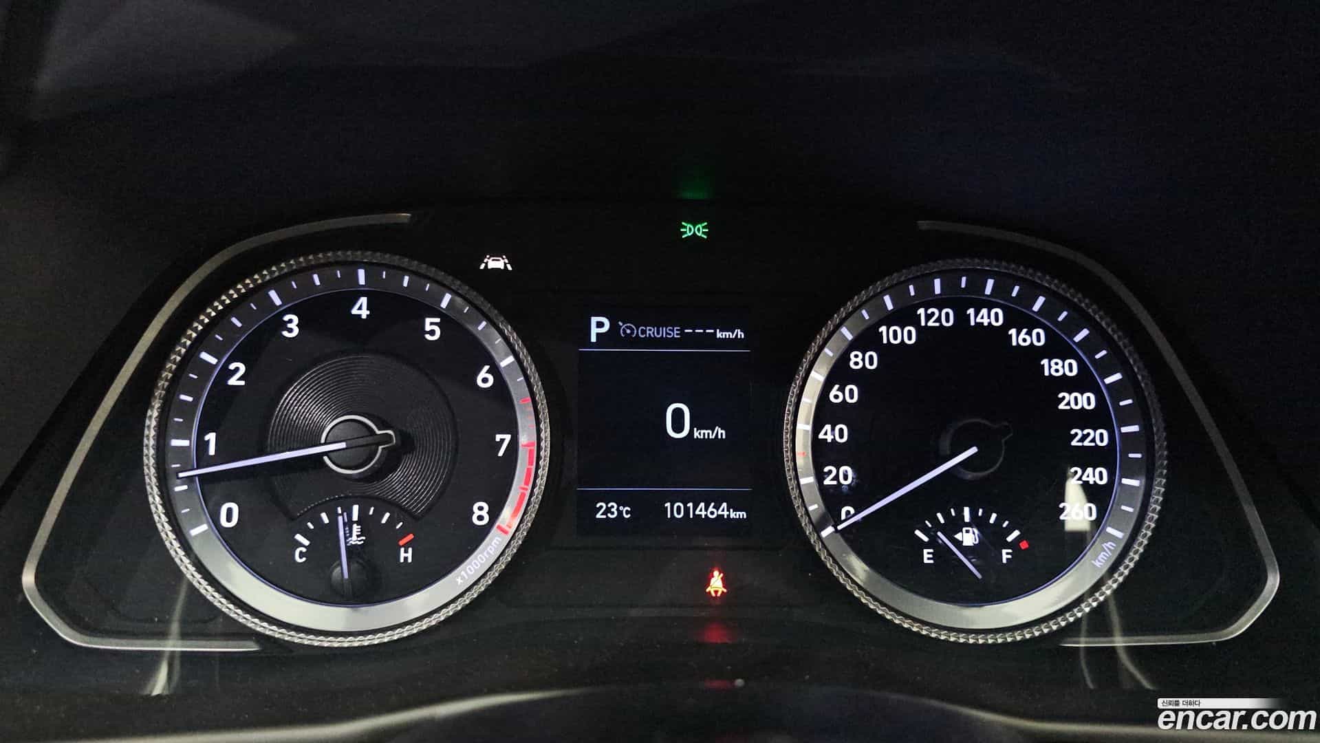 Sonata Hyundai 2019.4-INNER-008