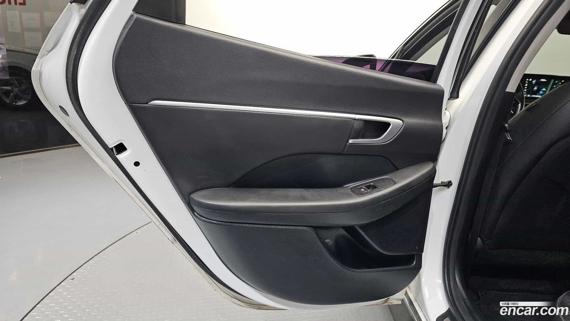 Sonata Hyundai 2019.4-INNER-035